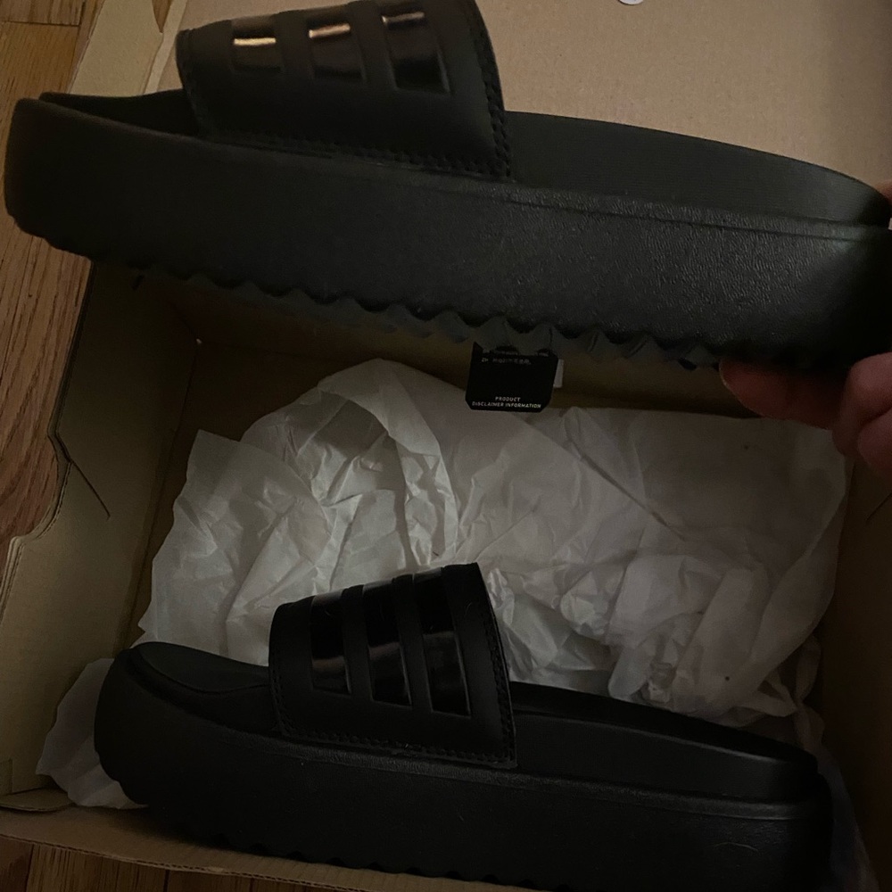 NWT platform black adidas slides sandals comfort cloud cushion